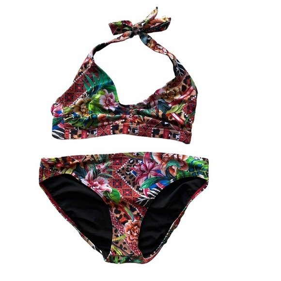 Venus Heavenly Halter Top Bikini Set Mid Rise Bottom Red Size Medium 8 NWT - Picture 3 of 12